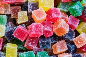 Is a 500mg THC edibles strong and what effects can you expect? How does an edible make you feel & are the effects long-lasting? Find this guide!