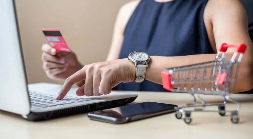 Cannabis sites are accessible 24/7, so you don't have to worry about closing times. You can order weed online in Canada early morning or late at night, it really doesn't matter.